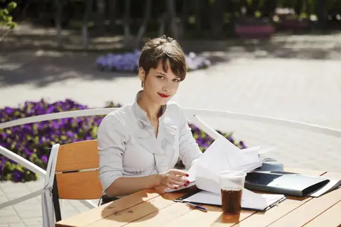 Facilitating Your Career Growth By Building Your Personal Brand