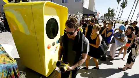 Analyst Warns that Snap Could Soon Go Private if Keeps Losing App Users