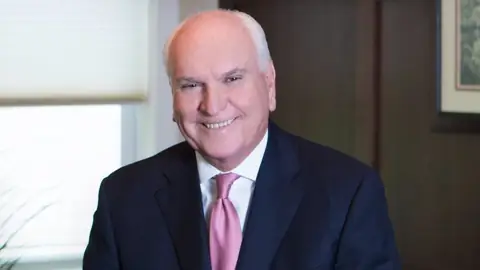Banker Changed The Clothes He Wore to Work And This is what Happened