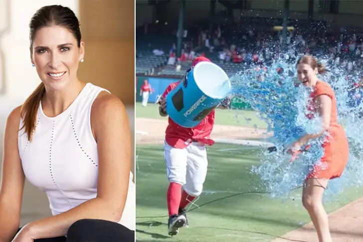 💦スポーツドリンクまみれ！エミリー・ジョーンズ記者、対策空しくびしょ濡れ！