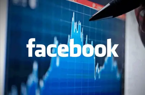 Facebook Stocks Get Crushed But Investors Think It Could Still Make a Turnaround