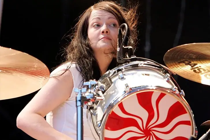 Meg White, 5 Millionen USD