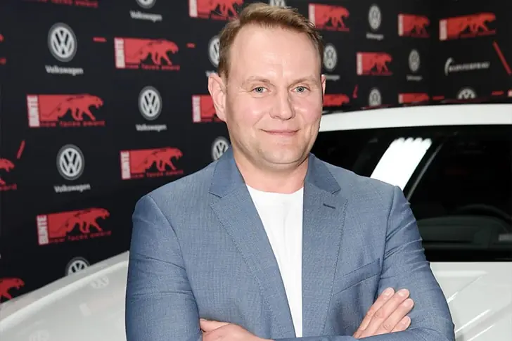 DEVID STRIESOW, SCHAUSPIELER – 1 MILLION EURO