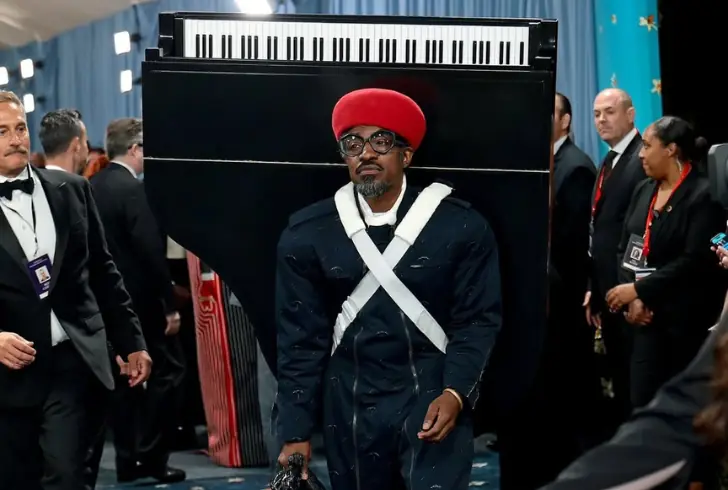 André 3000 wears piano shaped outfit at Met Gala