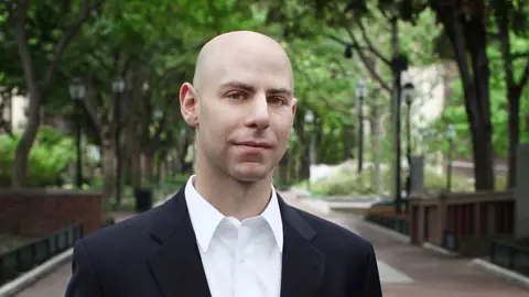 This Leadership Expert Shames Anyone Who Makes Mistakes