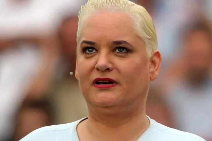 HELLA VON SINNEN, COMEDIAN – 2,5 MILLIONEN EURO