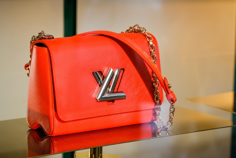 Louis Vuitton Becomes the World’s Most Valuable Luxury Fashion Brand - Trading Blvd