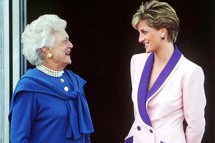 Pictures of Princess Diana Through The Years - Her Story Will Be Told ...